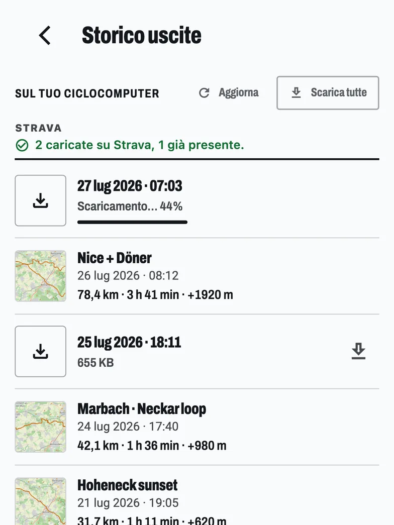 Storico delle uscite: uscite ancora sul ciclocomputer con un pulsante per scaricarle tutte, e una nota che due sono andate su Strava e una c'era già.